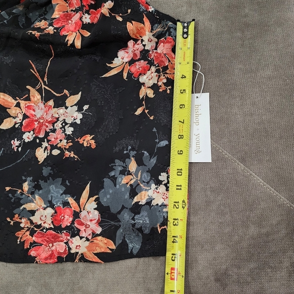 NWT Bishop + Young Sleeveless Floral Women's Blouse Top - Picture 7 of 8